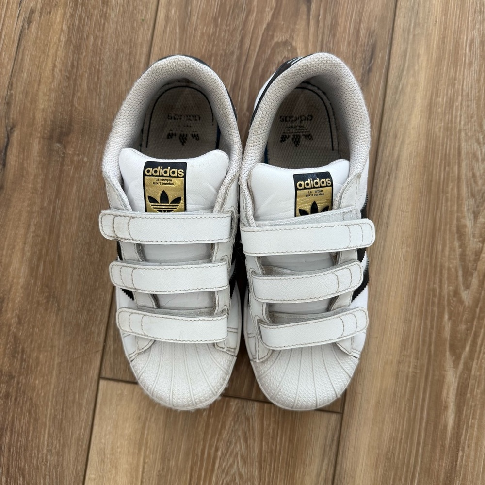Adidas Superstar youth shell toe sneakers
